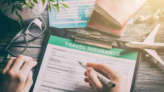 Survey Reveals Disparities Between How Men and Women Perceive Travel Safety