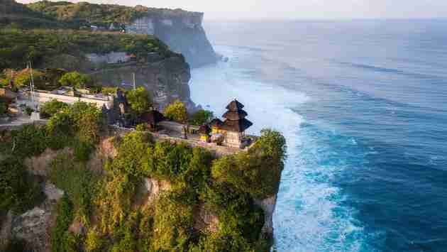 Four Tourists Deported From Bali for COVID-19 Violations